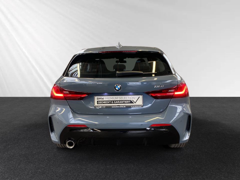 BMW 118