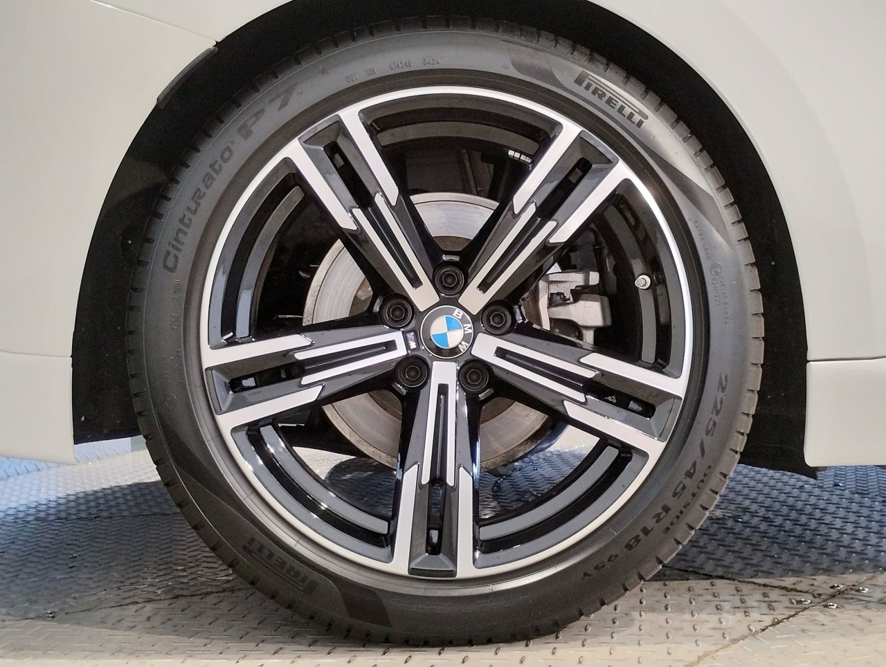 G42 220i Coupe