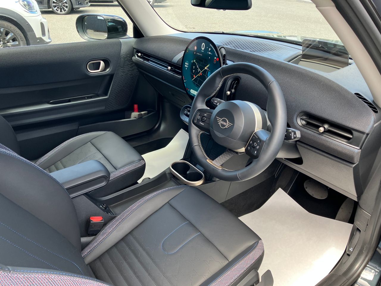 F66 MINI Cooper C 3Dr