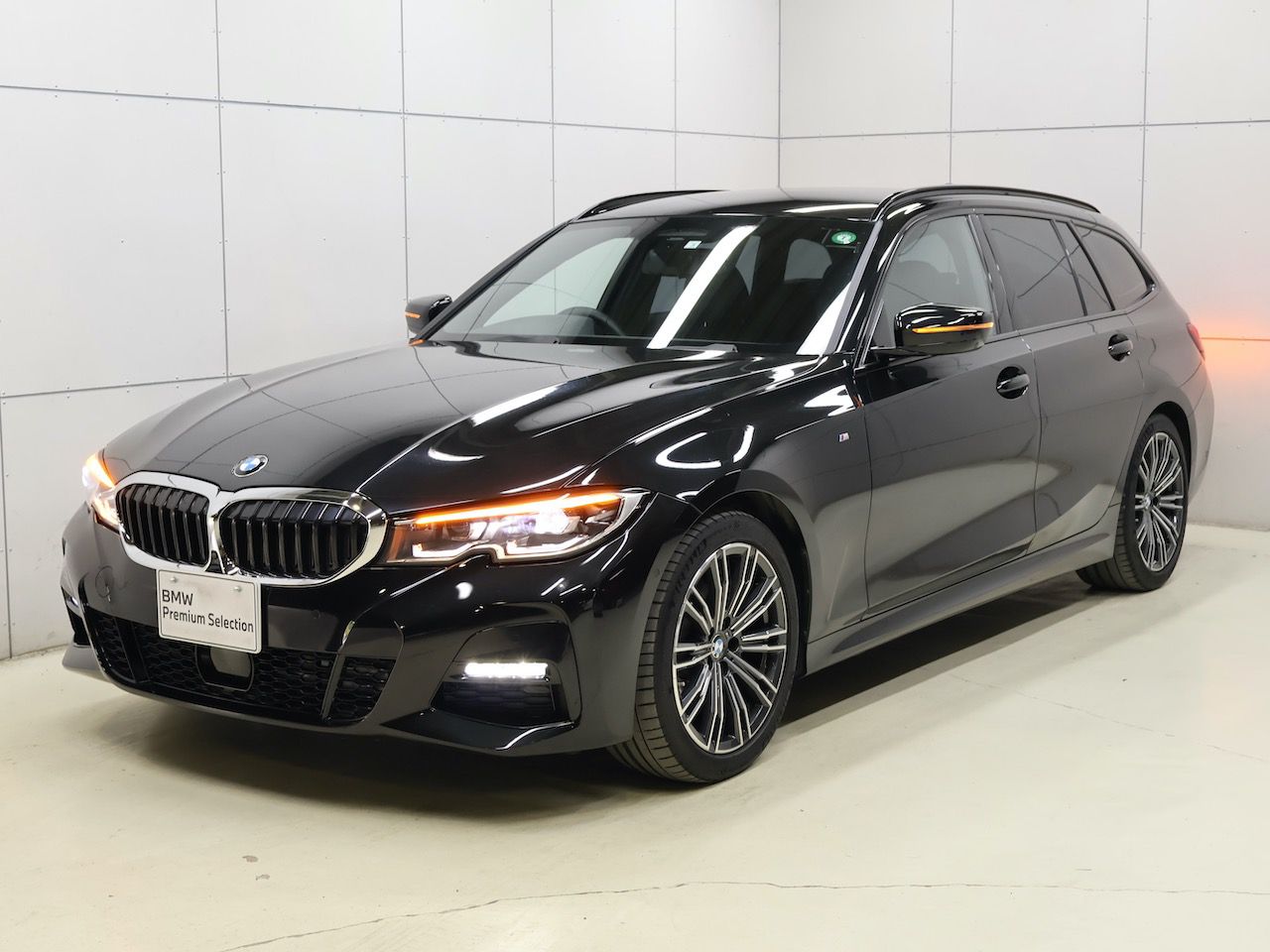 G21 320i RHD