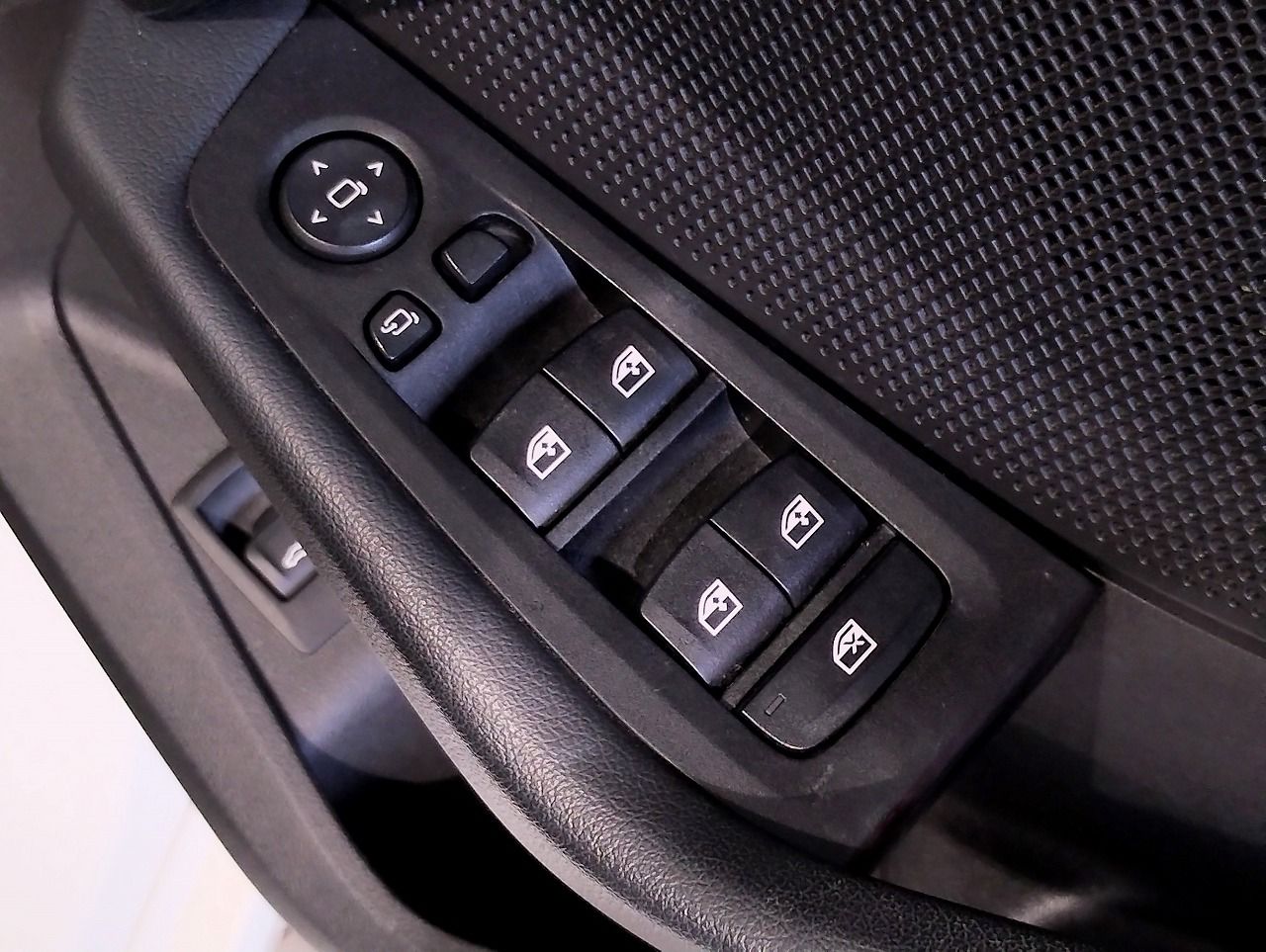 F40 118d Sports Hatch 5-door B47 2.0d