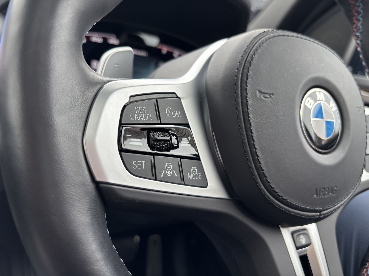 G01 X3 M40i RHD LCI ZA