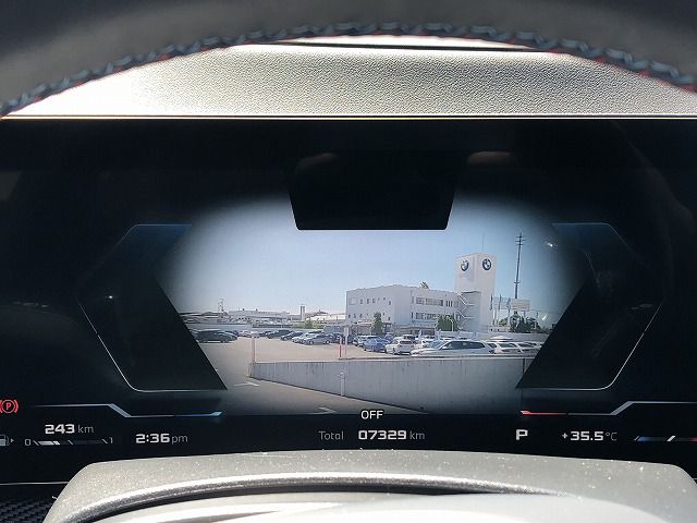 X5 M60i xDrive RHD