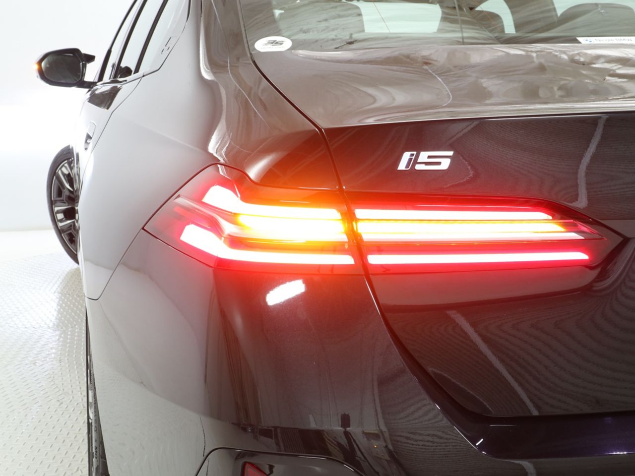 BMW i5 M60 xDrive Sedan RHD