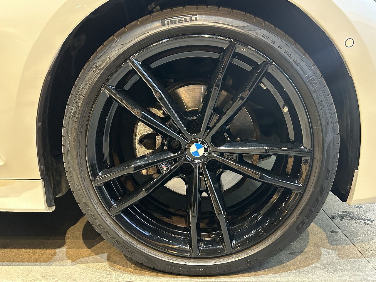G20 320d xDrive RHD Saloon