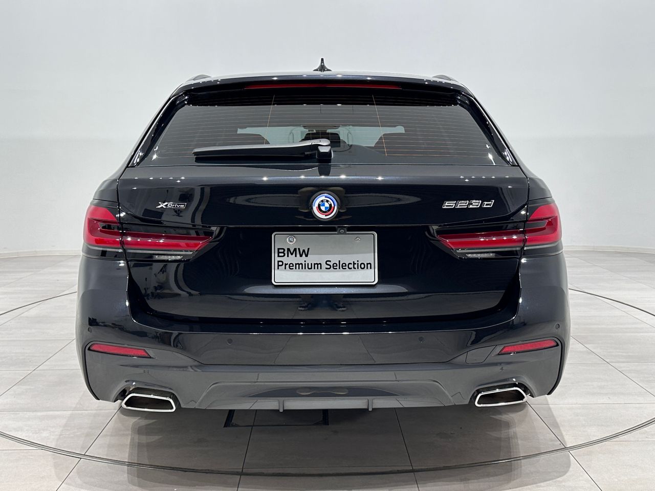 520d xDrive Touring RHD