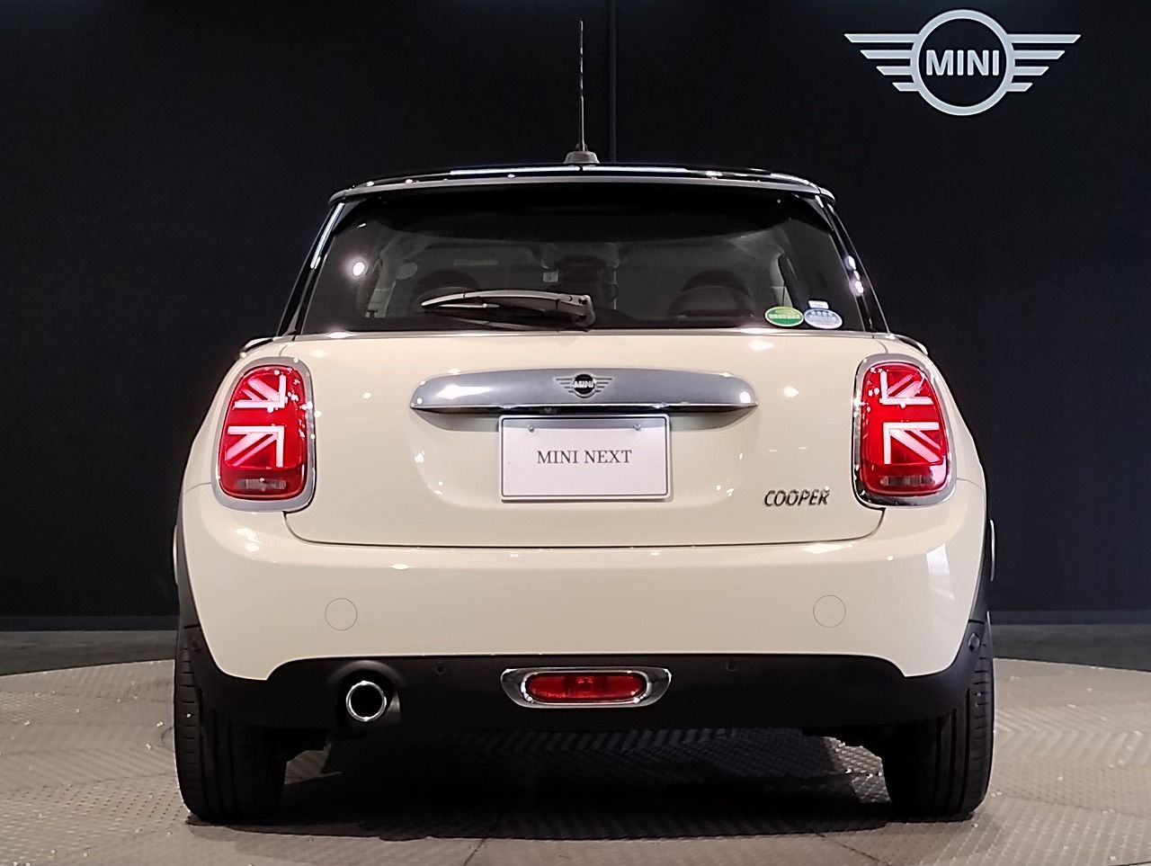 F56 MINI Cooper 3-Door Hatch LCI