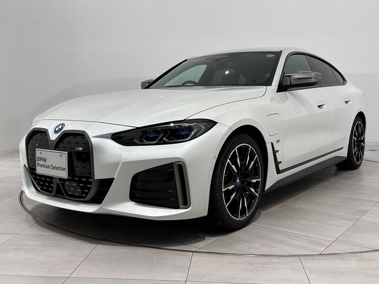 BMW i4 M50