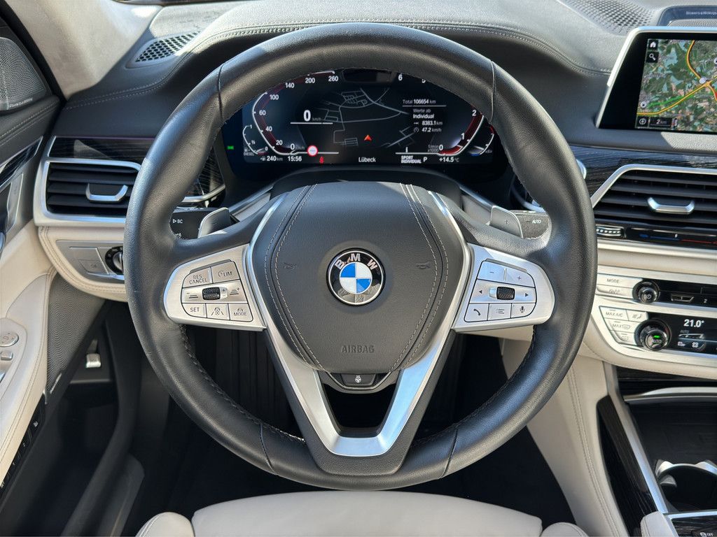 BMW 740