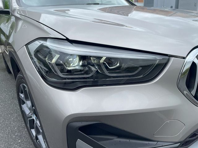 X1 sDrive18i RHD