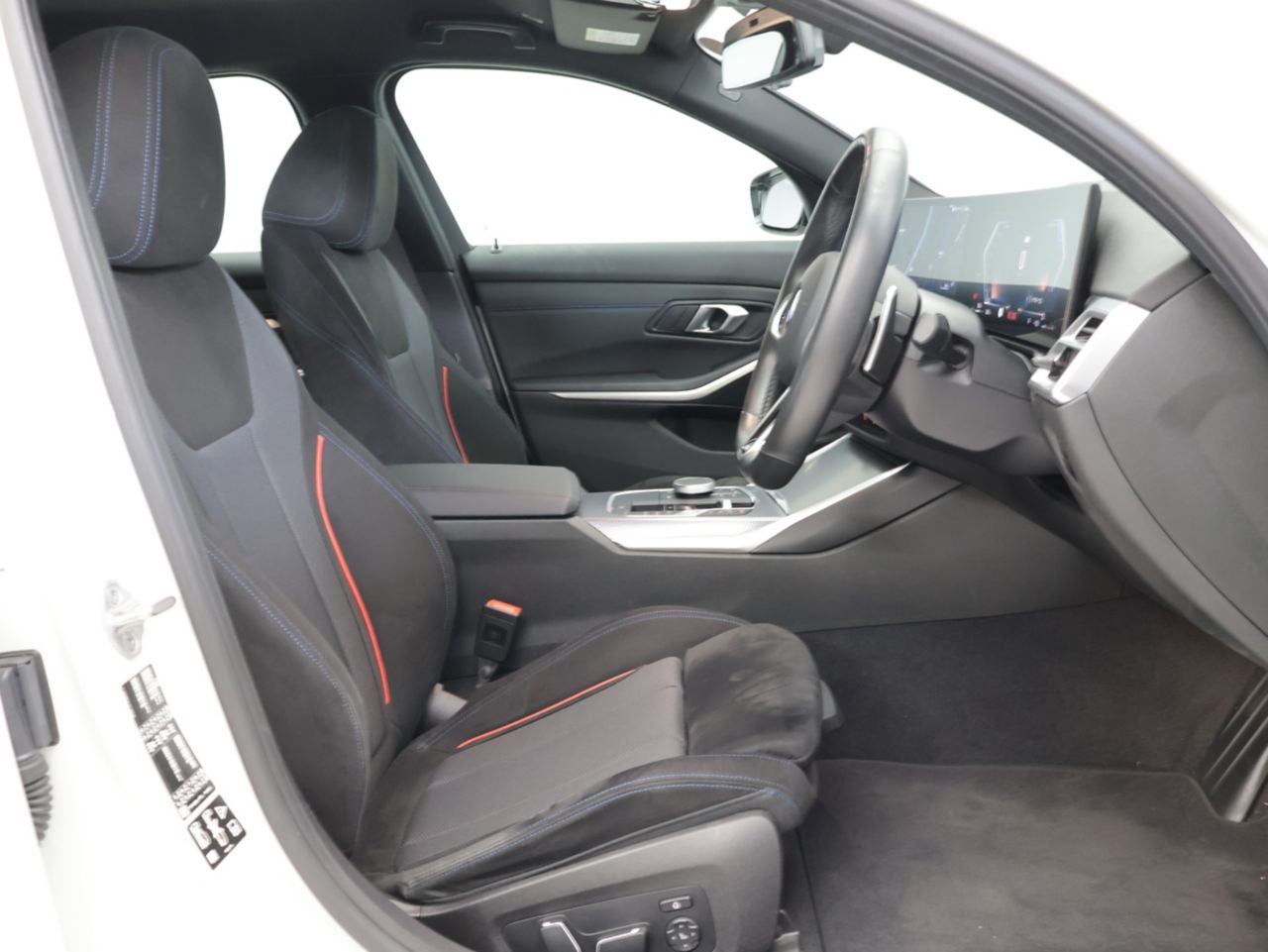 320d xDrive Berline RHD