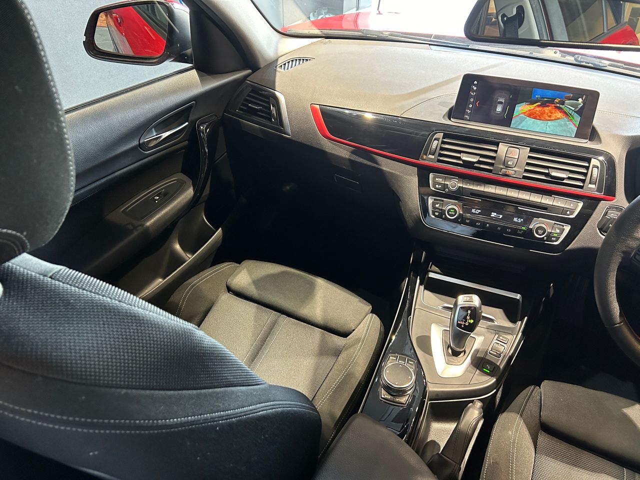 118 5DOOR RHD