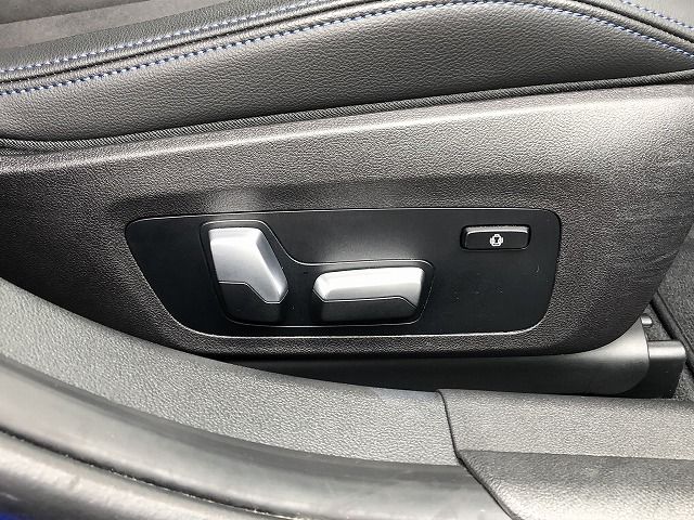 G20 330e Saloon RHD MX