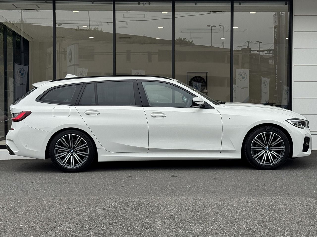 G21 318i Touring