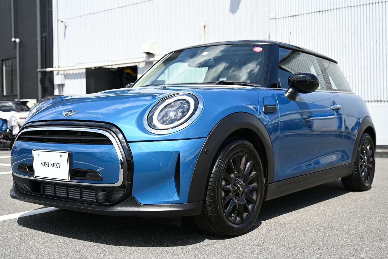 MINI Cooper F56 RHD