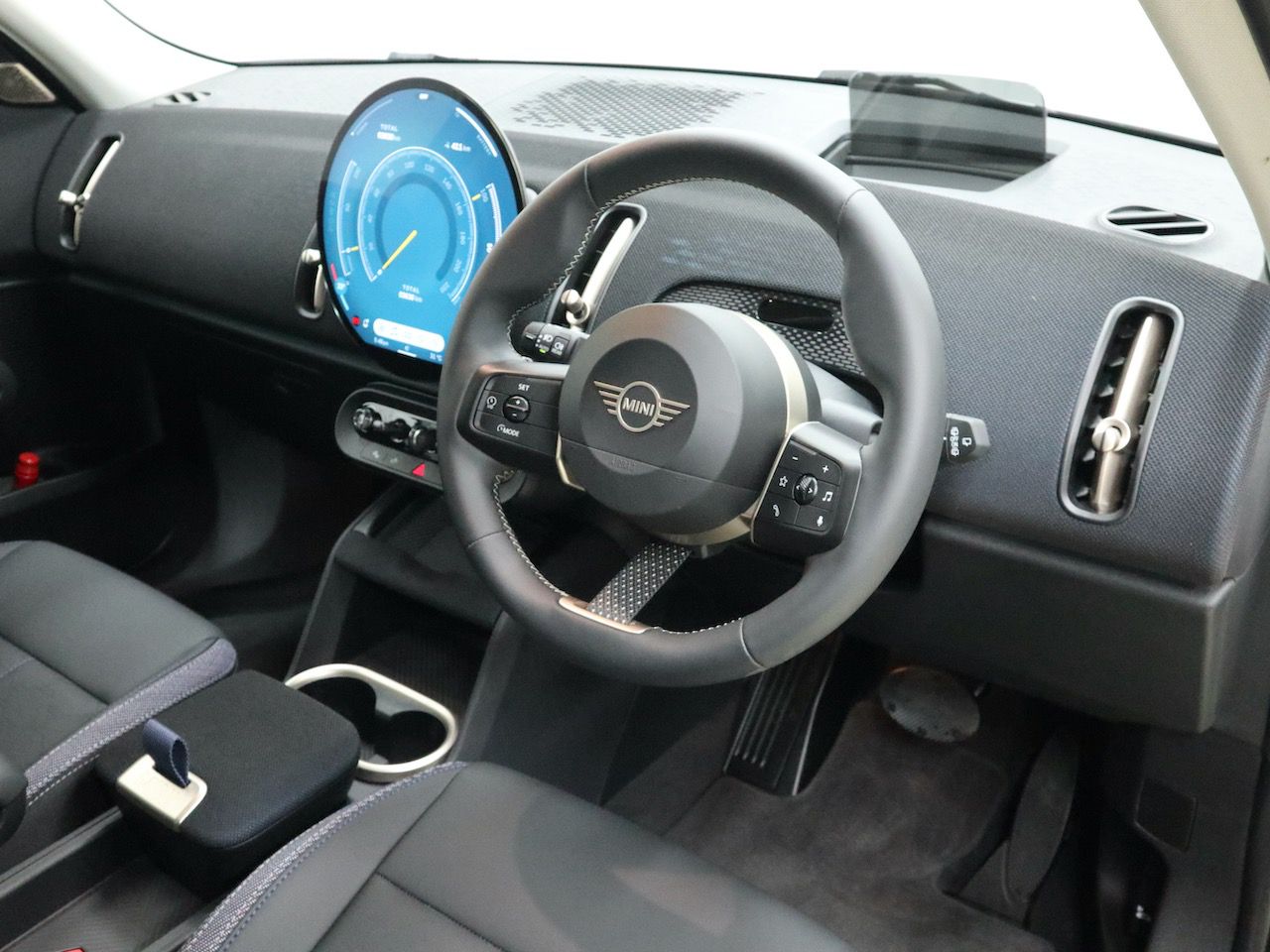 U25 MINI Countryman SE ALL4