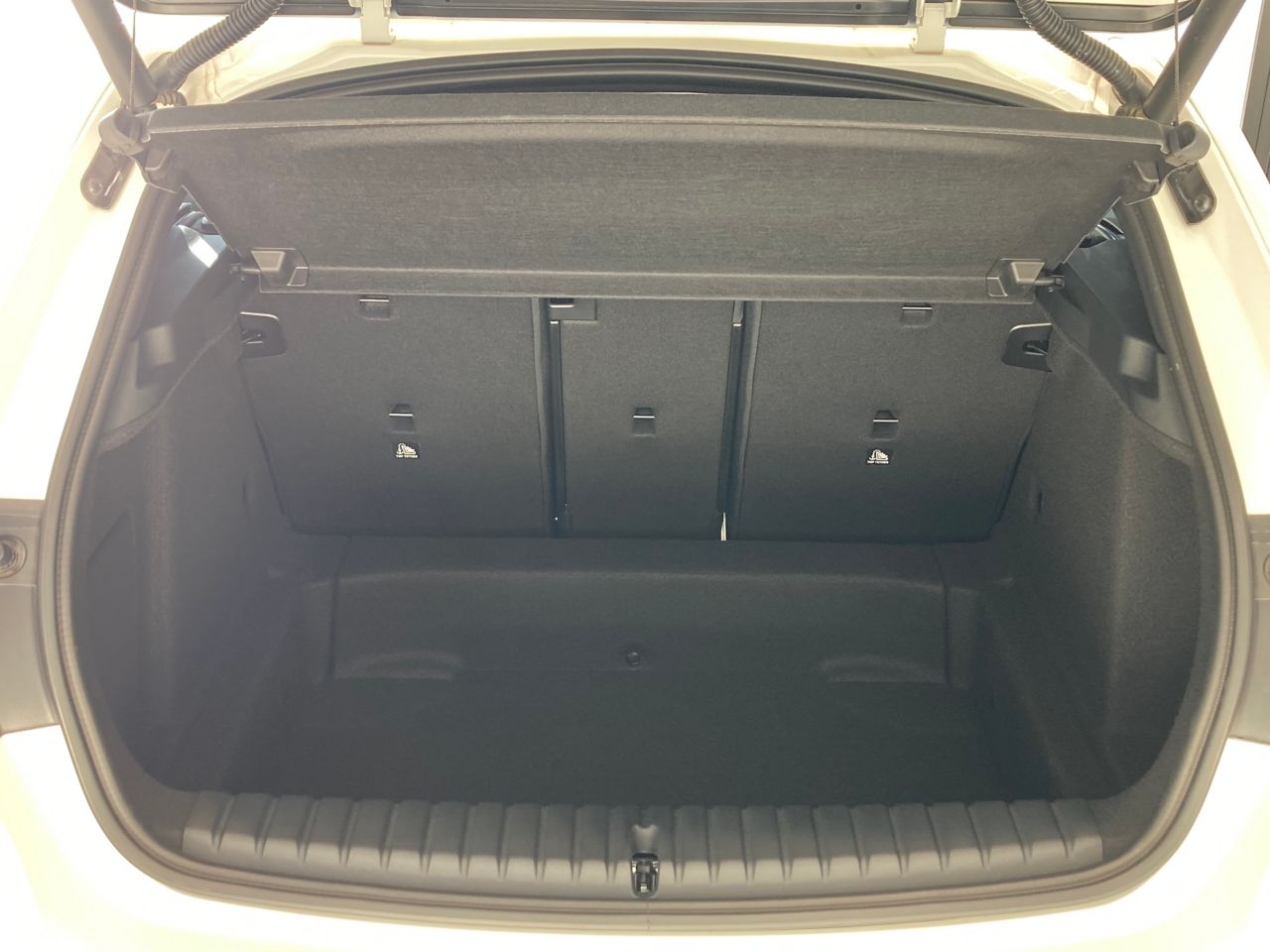 F40 118d Sports Hatch 5-door B47 2.0d