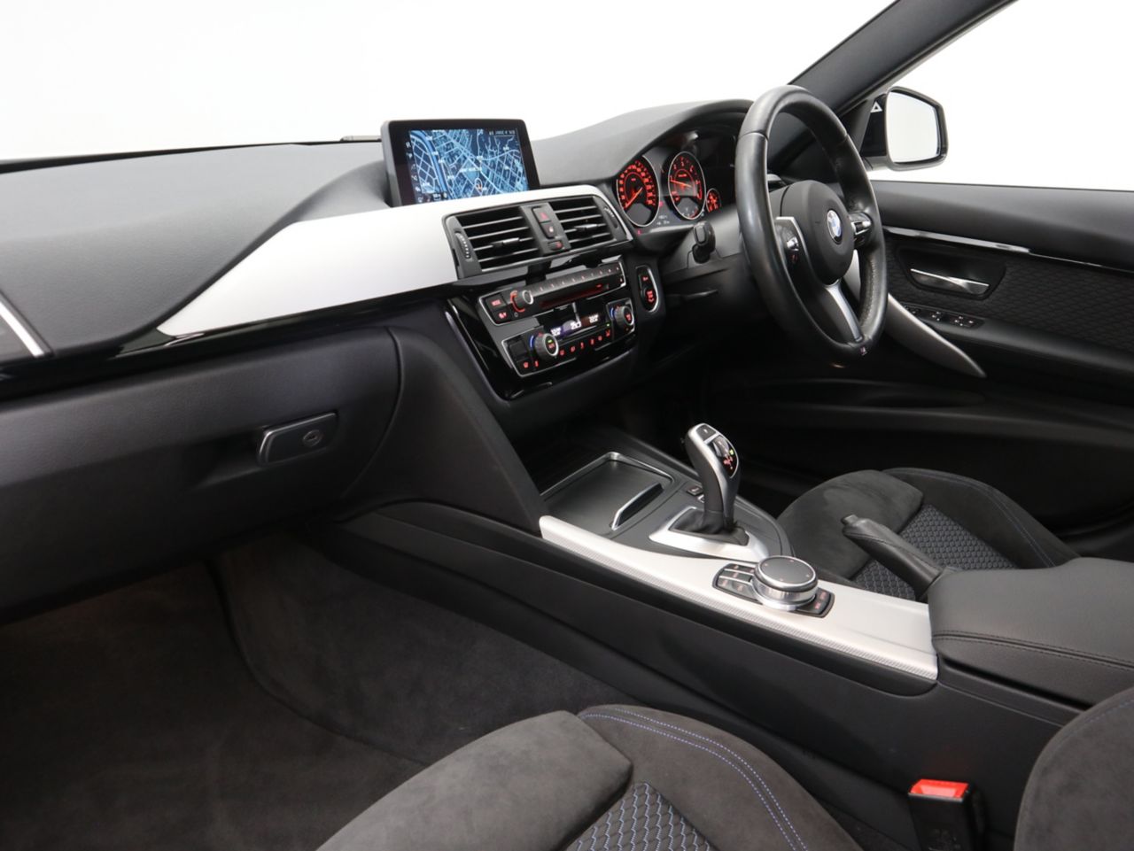 320D TOURING RHD