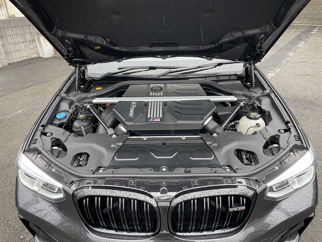 X4 M RHD