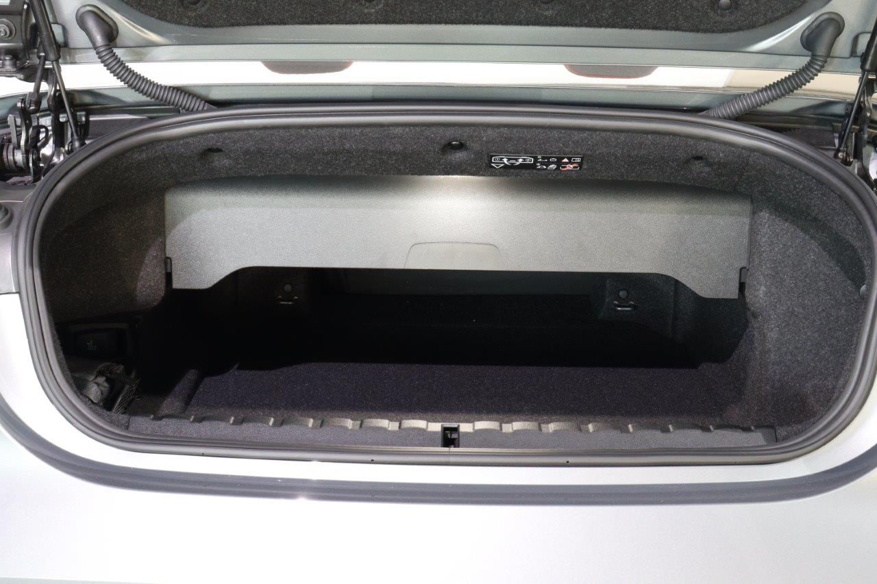 G83 M4 Competition M xDrive Competition RHD