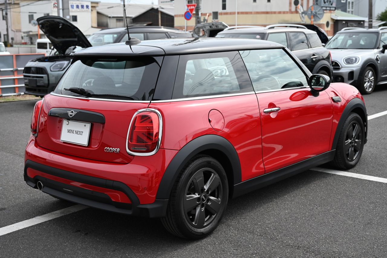 MINI Cooper F56 RHD