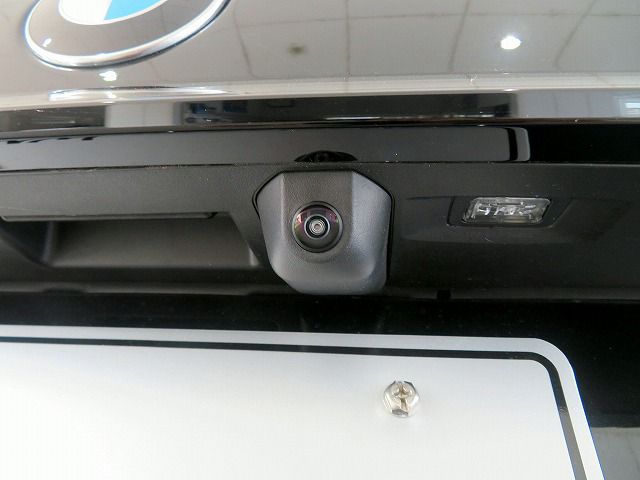 X7 xDrive40d RHD US