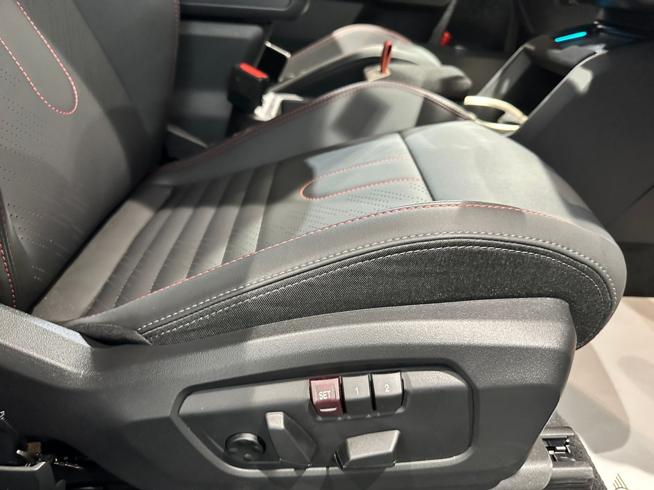 U25 MINI John Cooper Works Countryman ALL4
