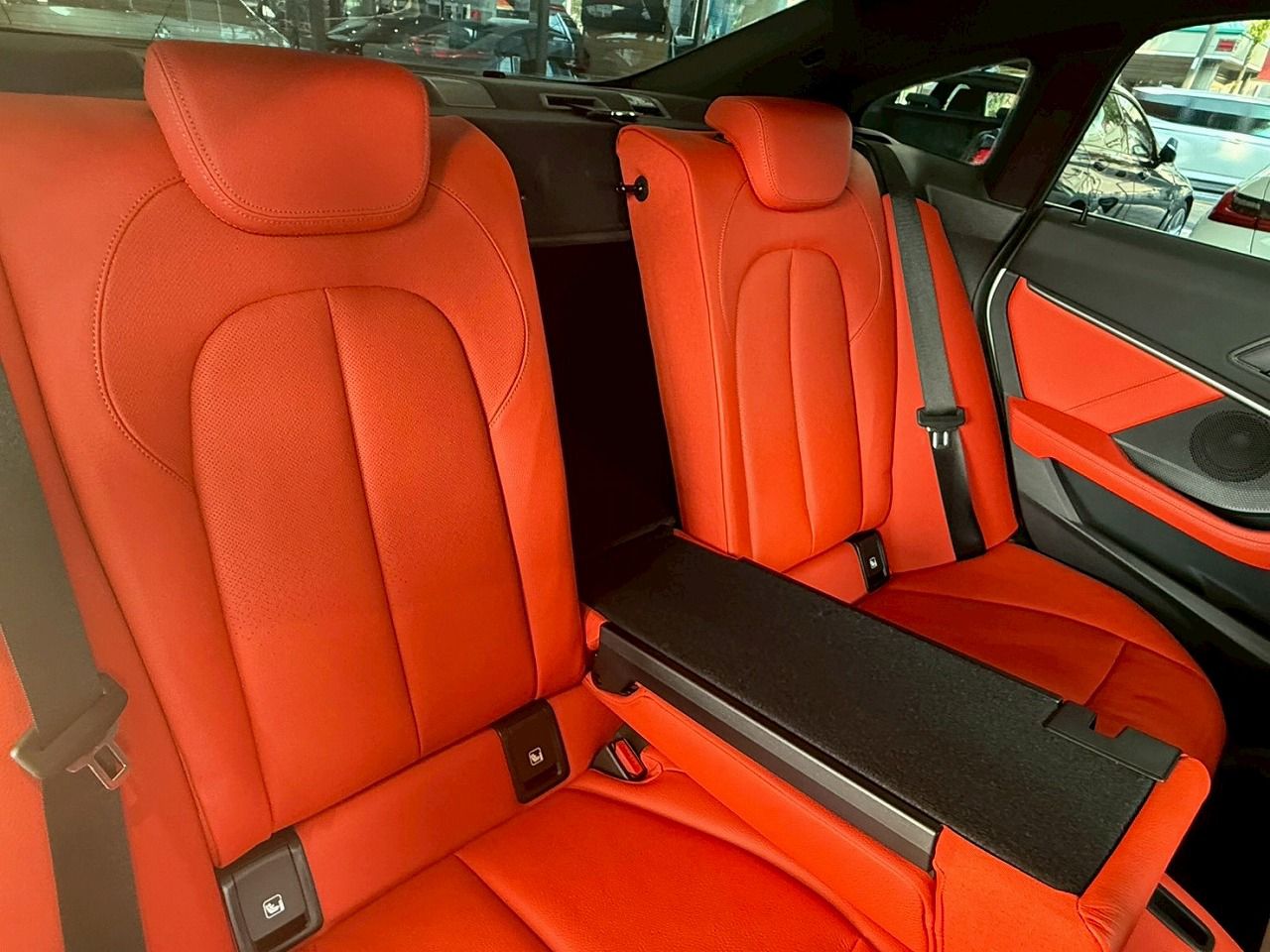 F4* **35i xDrive **** ***** B48 2.0i