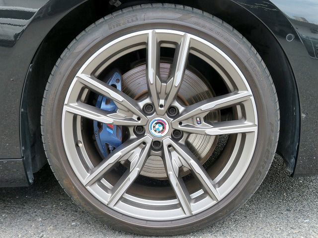 M240i xDrive Coupé RHD