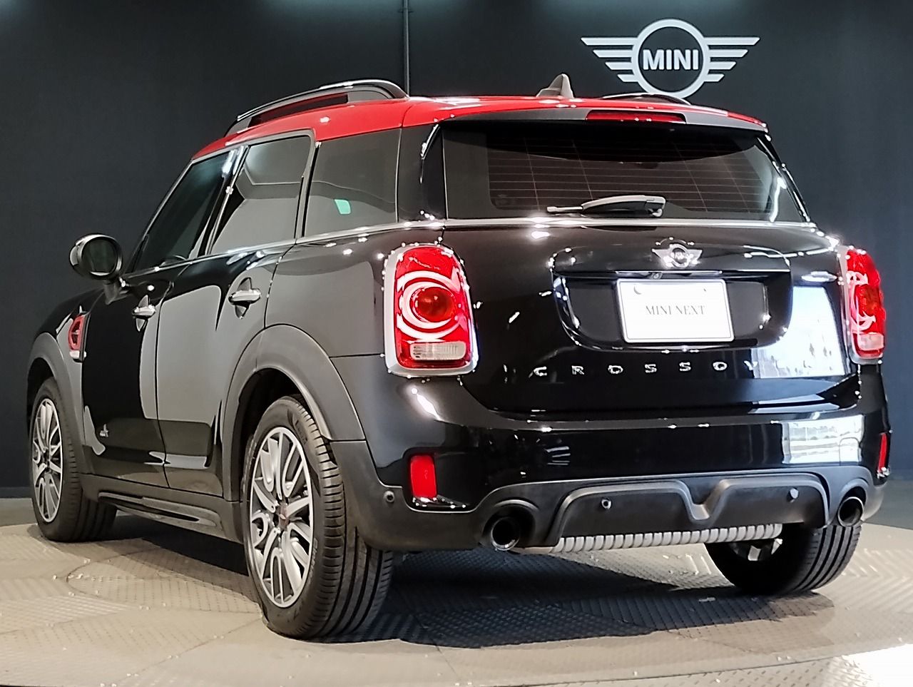 MINI CROSSOVER JCW