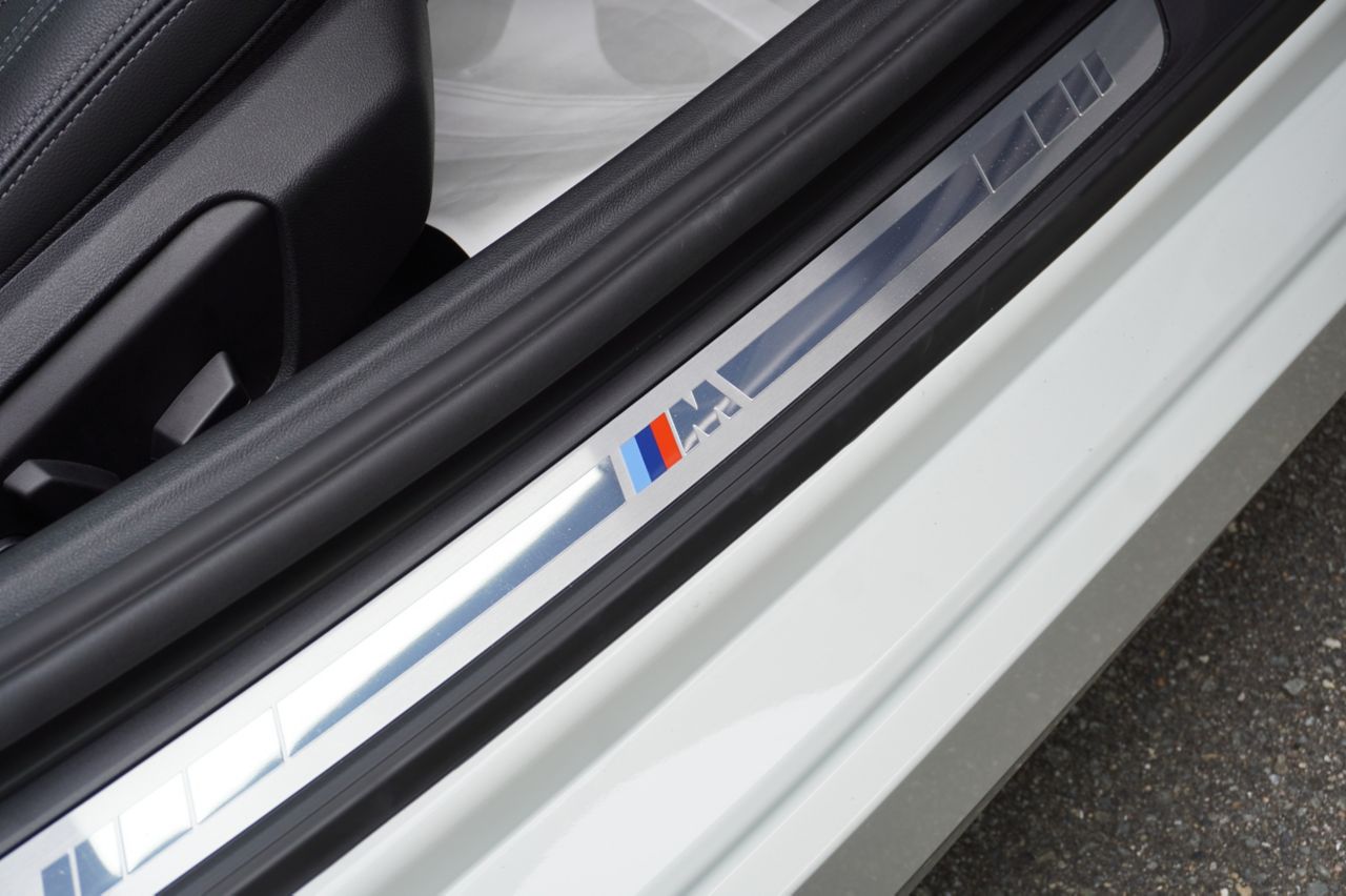 G29 z4 sDrive20i RHD