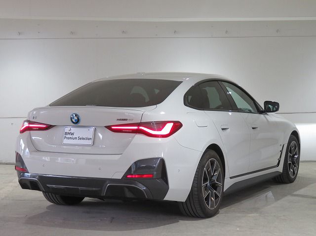 G26 i4 eDrive40 RHD
