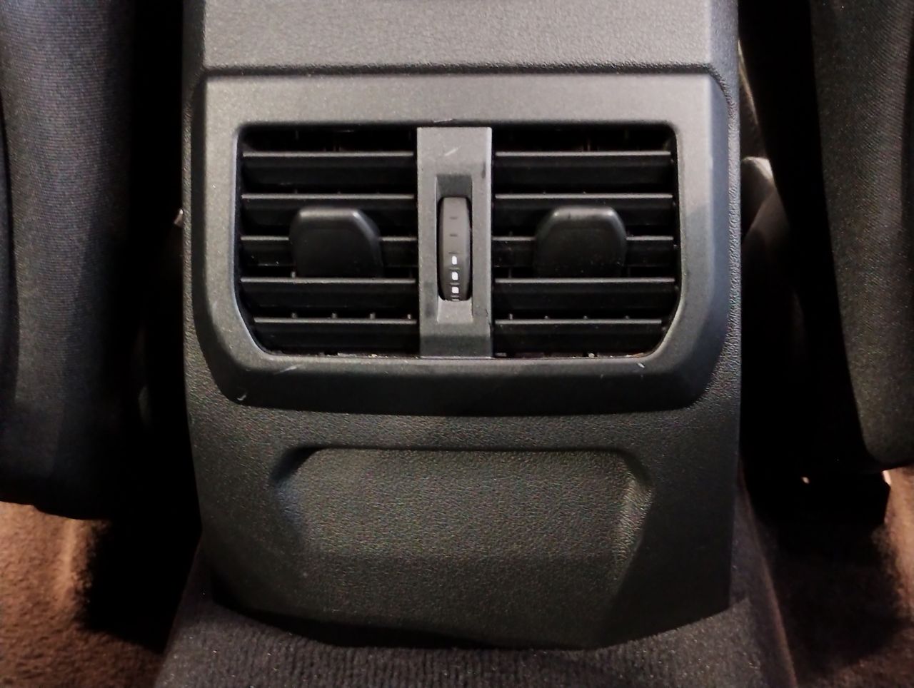 F40 118d Sports Hatch 5-door B47 2.0d