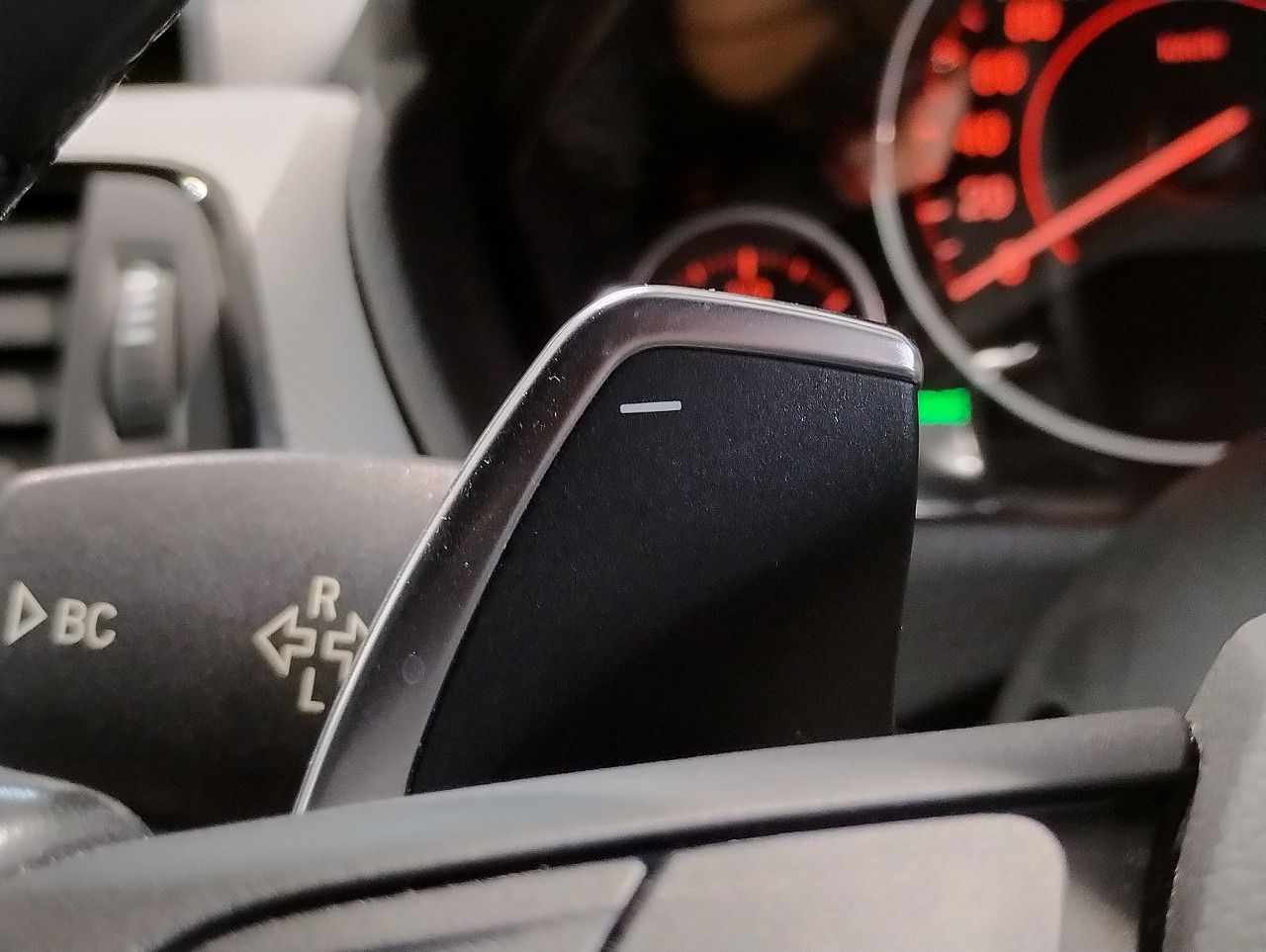 320I GRANTURISMO RHD