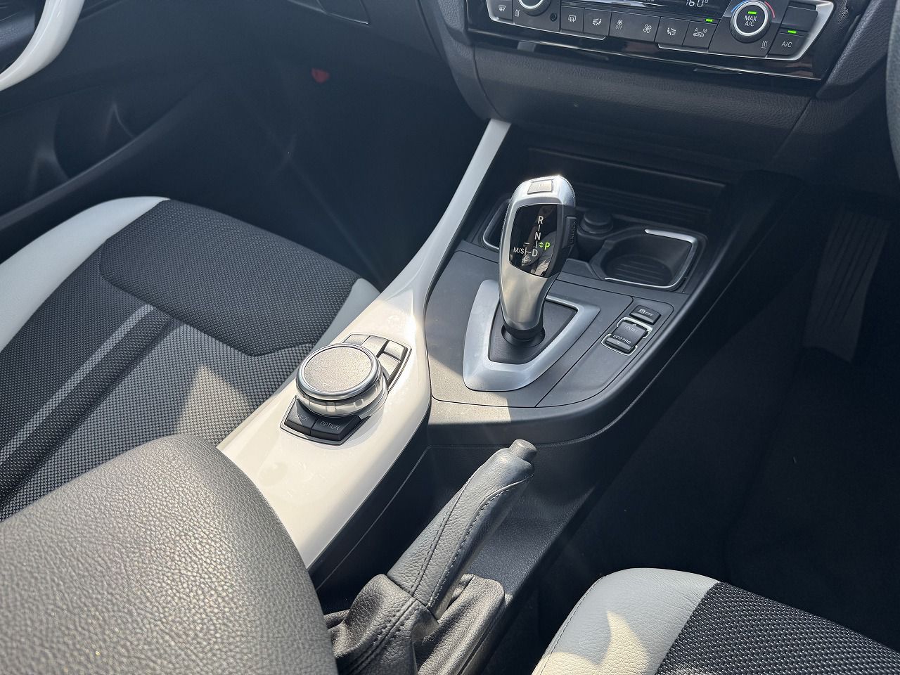 118 5DOOR RHD