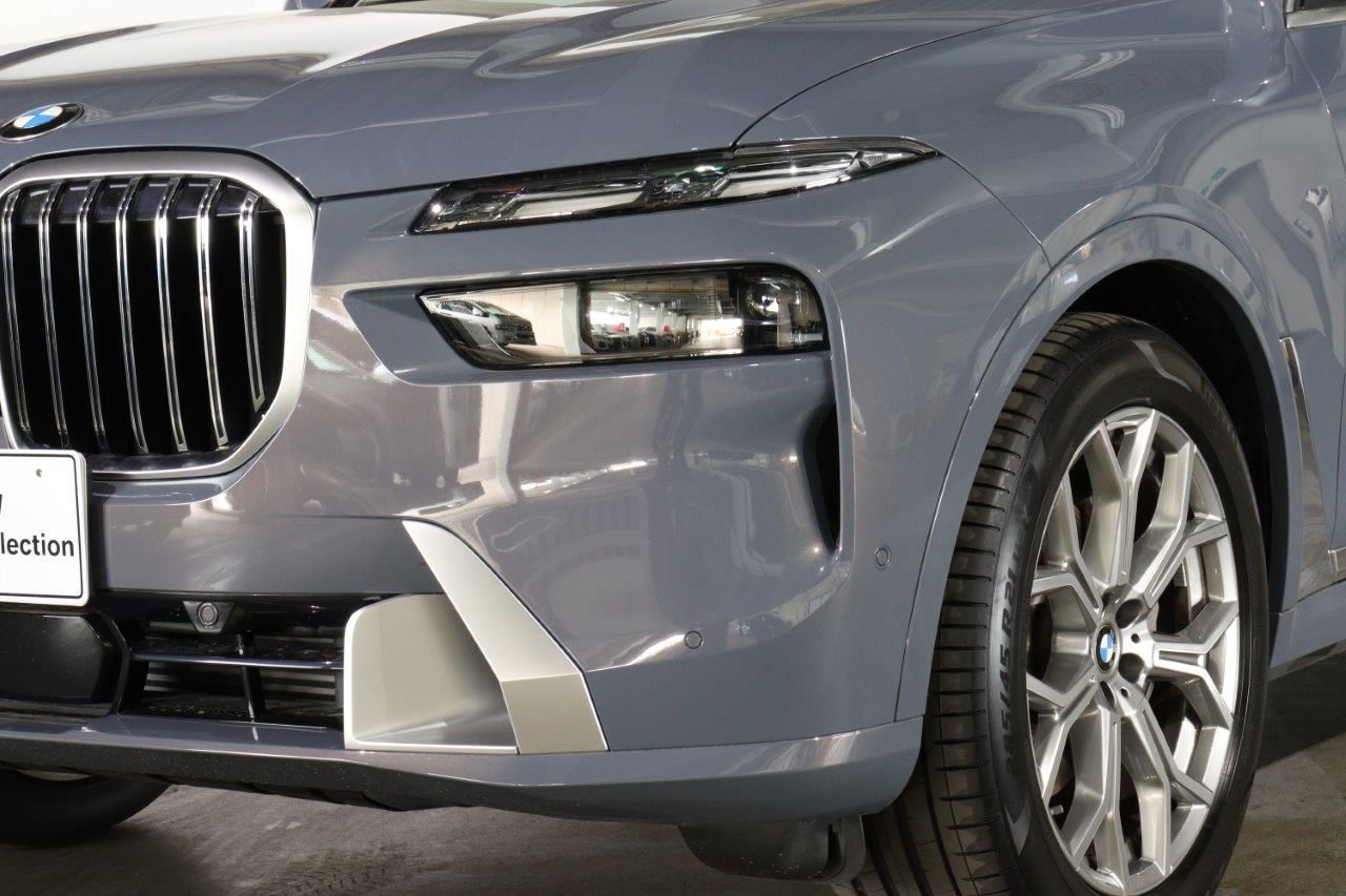 X7 xDrive40d RHD US