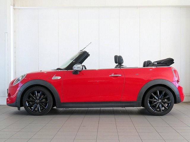 F57 MINI Cooper S Convertible LCI
