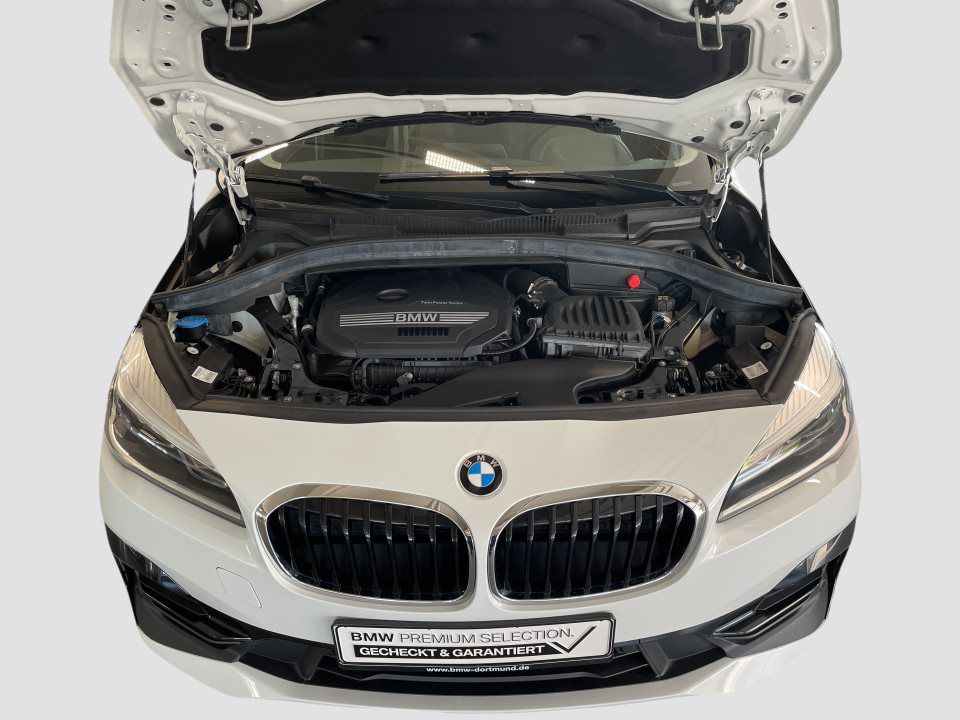 BMW 218