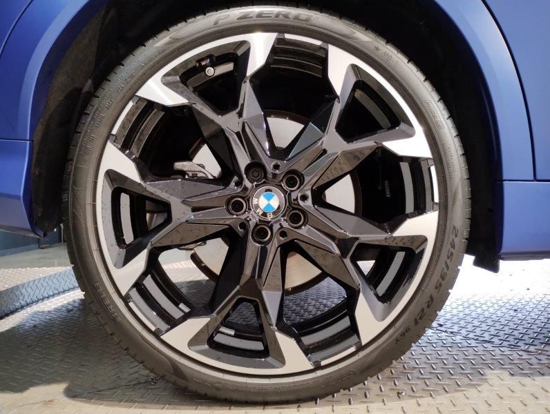 X2 M35i xDrive RHD