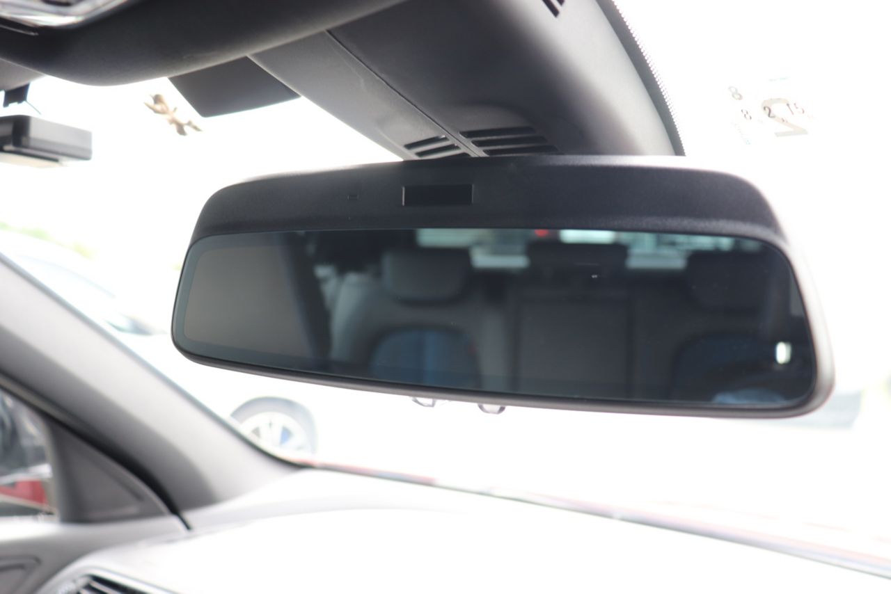 F40 118d Sports Hatch 5-door B47 2.0d