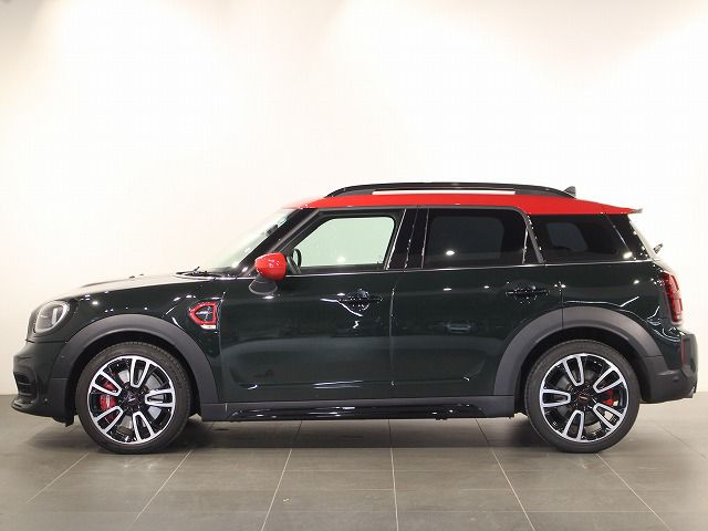 MINI John Cooper Works ALL4 Countryman RHD