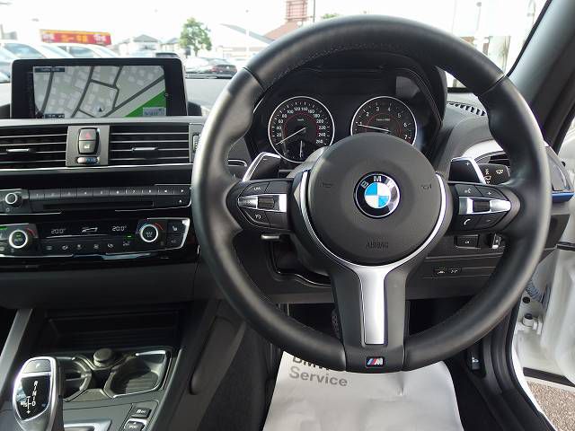 220I CABRIOLET RHD