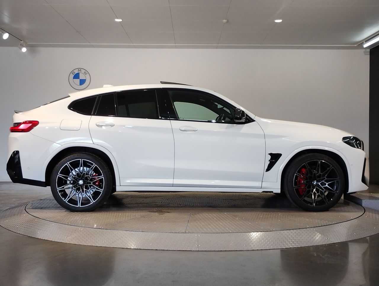 F98 X4 M RHD LCI