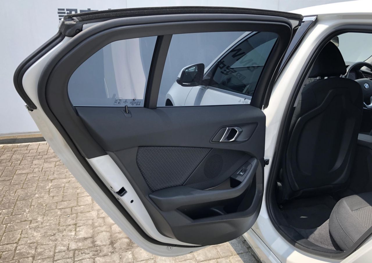 F40 118d Sports Hatch 5-door B47 2.0d