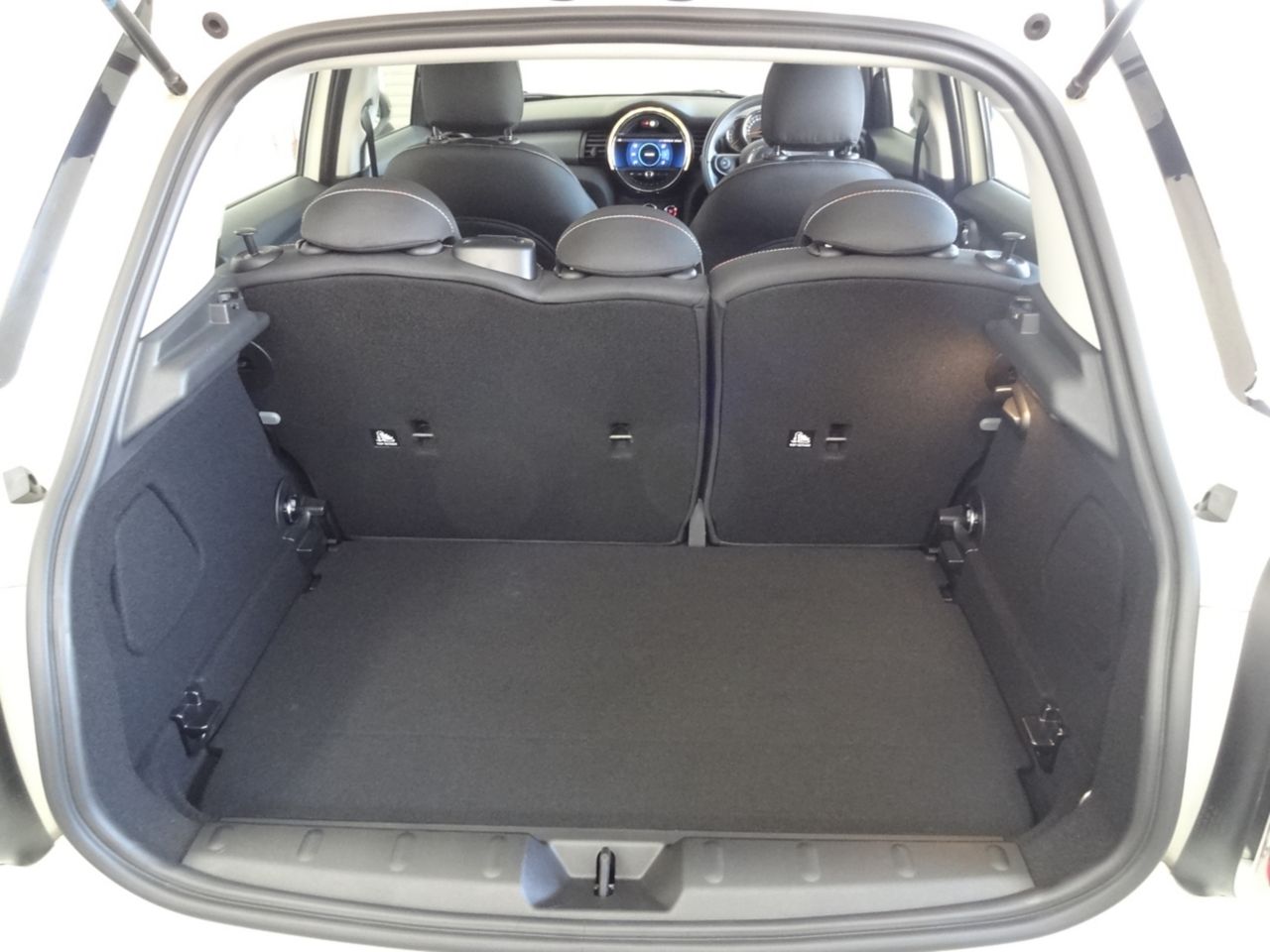 F55 MINI Cooper 5-Door Hatch LCI