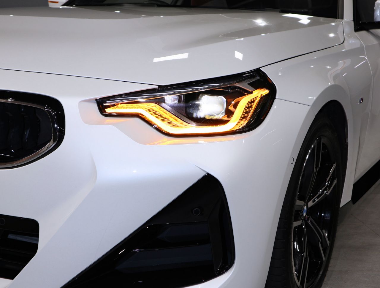 G42 220i Coupe
