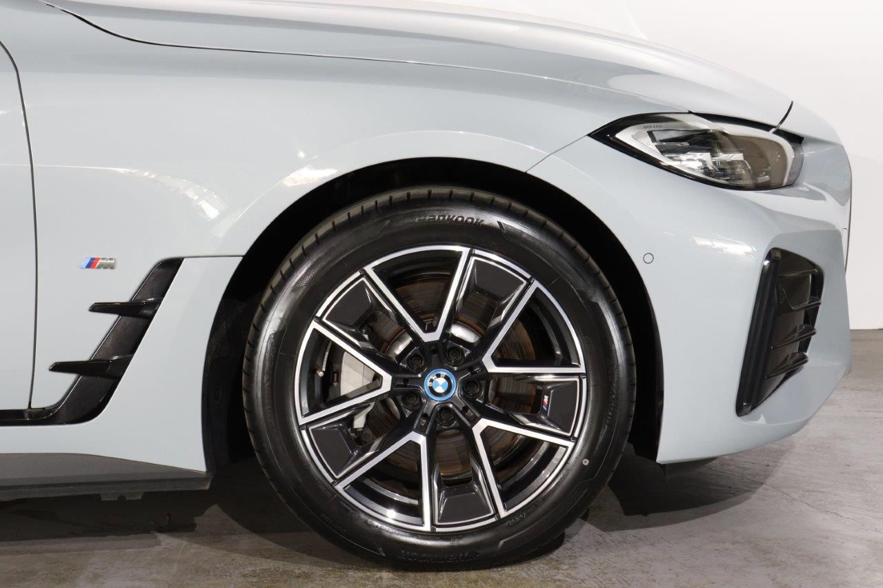 G26 i4 eDrive35 RHD