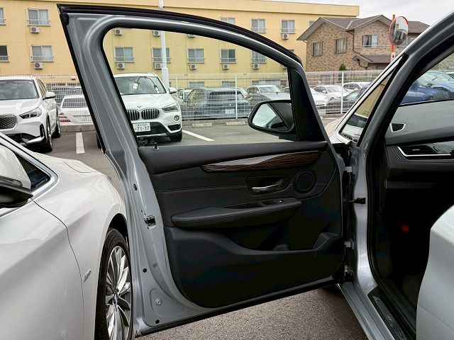 218D ACTIVE TOURER RHD