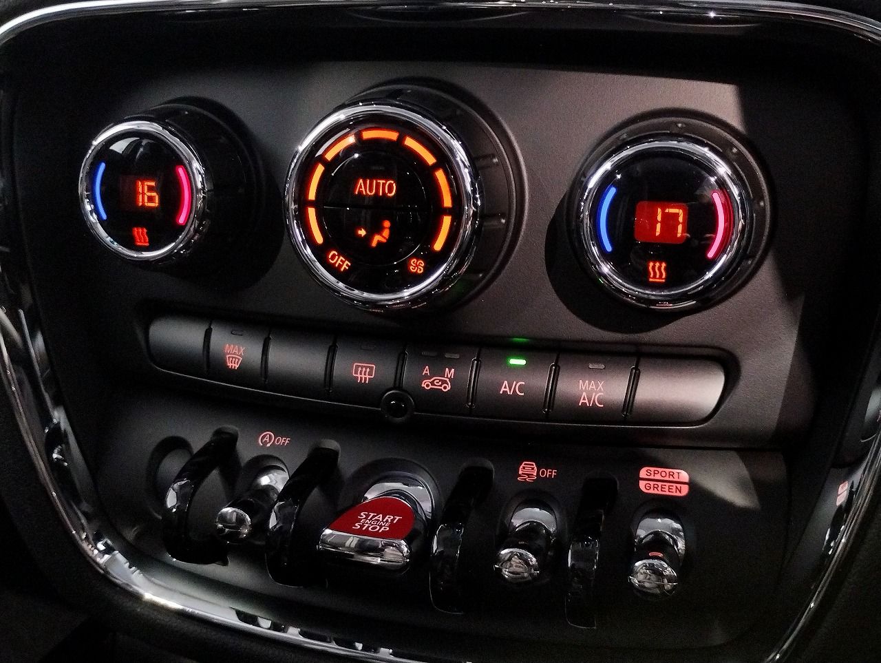 MINI CLUBMAN COOPER S D