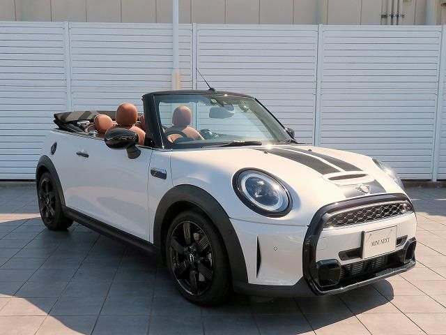 MINI Cooper S Convertible RHD